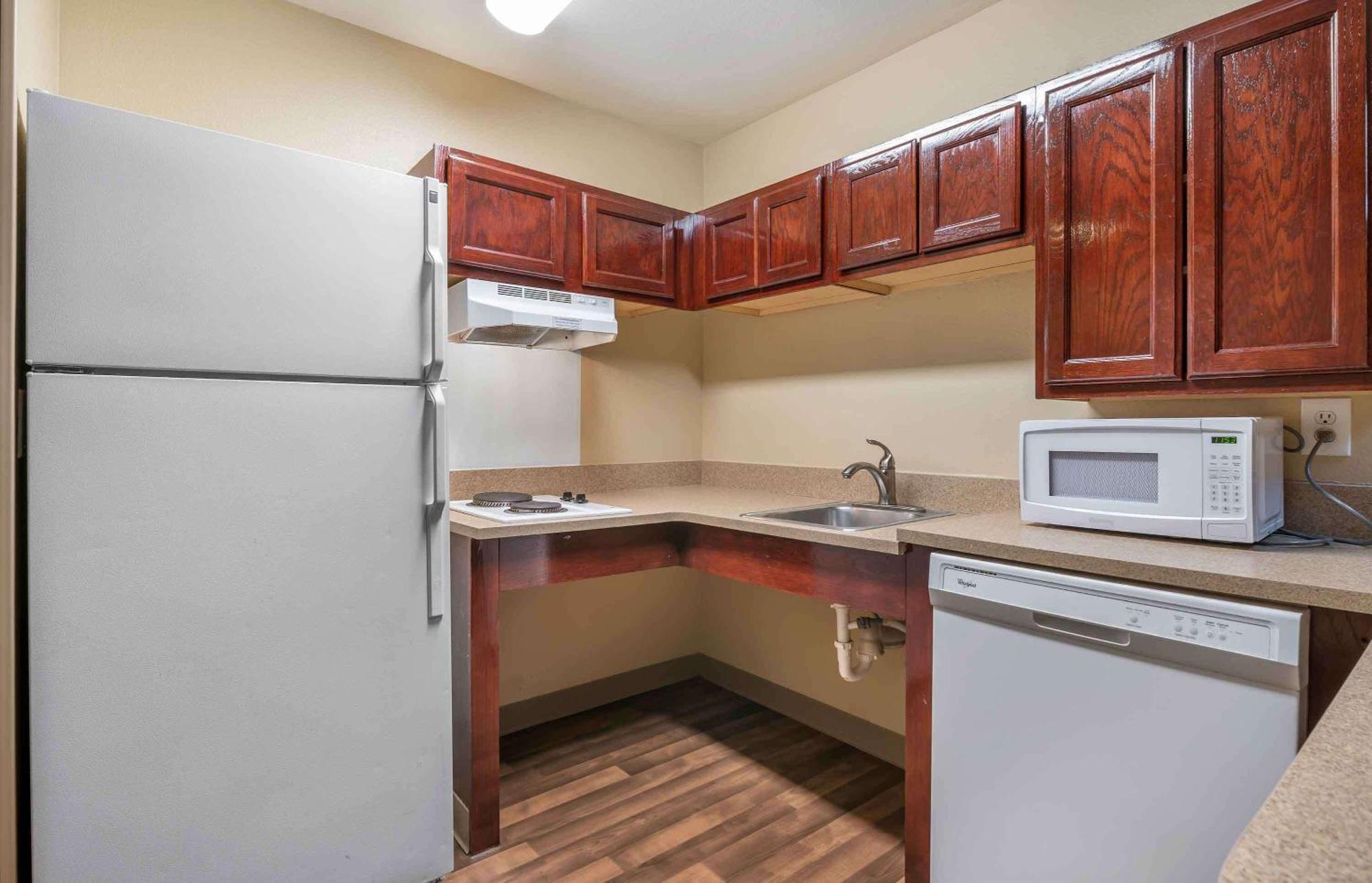 Extended Stay America Suites - Indianapolis - Northwest - I-465 מראה חיצוני תמונה