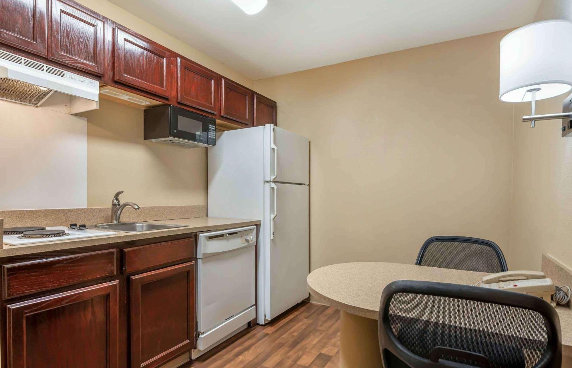 Extended Stay America Suites - Indianapolis - Northwest - I-465 מראה חיצוני תמונה